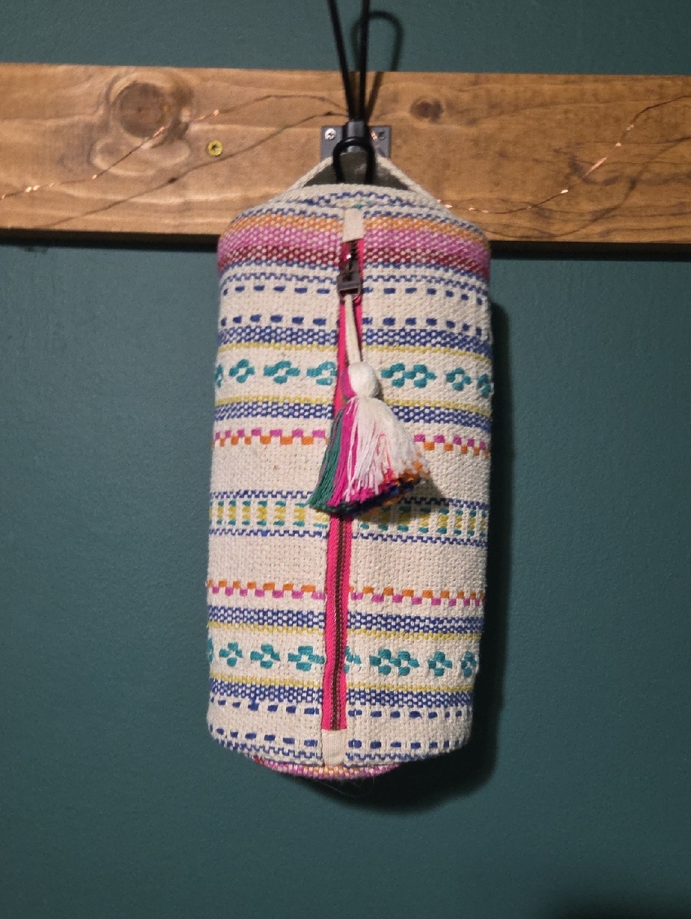 Pendleton Cream/Multicolor Woven Barrel Pouch